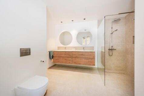 Bathroom (1)