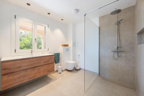 Bathroom (2)