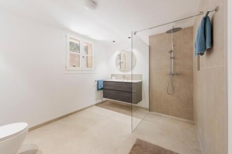 Bathroom (4)