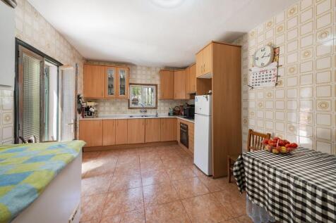 Kitchen (2)