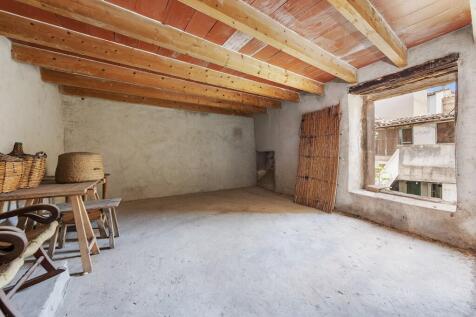 Interior 2