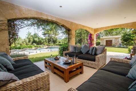 Covered Terrace (1)