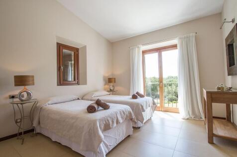 Bedroom (3)