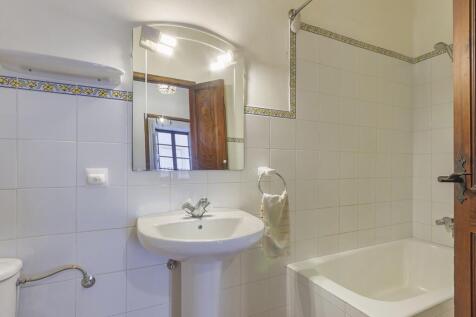 Bathroom (1)