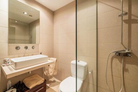 Bathroom (2)