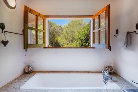 Bathroom (1)