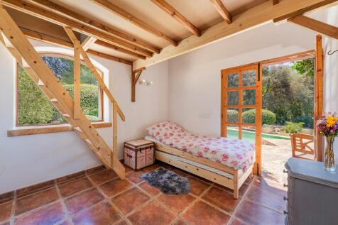 Bedroom (3)