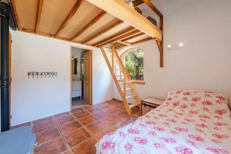 Bedroom (4)