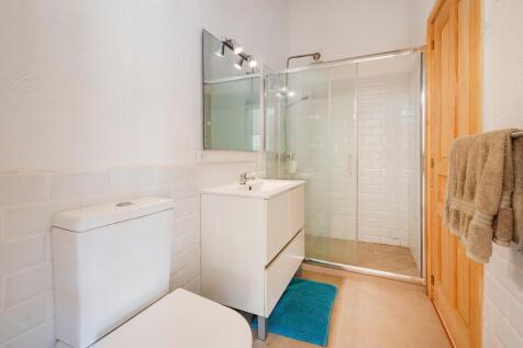 Bathroom (3)