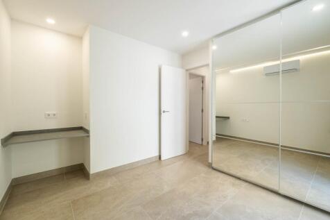 Bedroom (2)