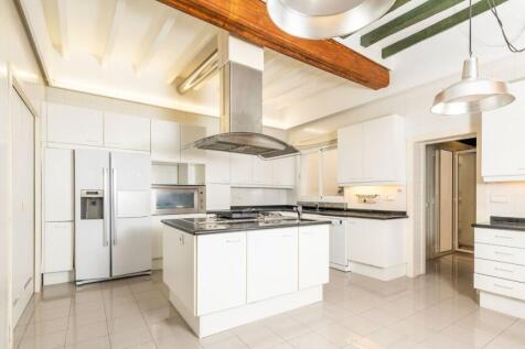 Kitchen (2)