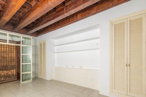 Interiors (4)
