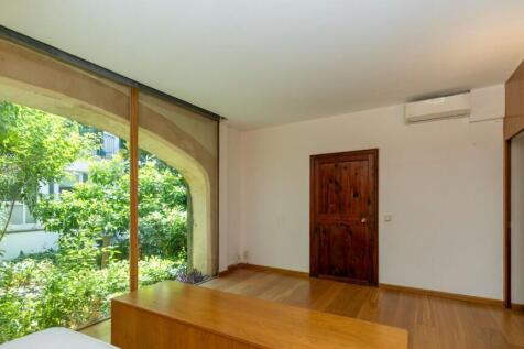 Master Bedroom (3)