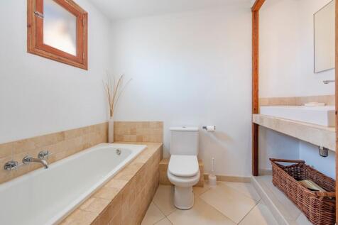 Bathroom (2)