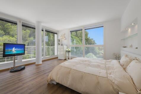 Bedroom (2)