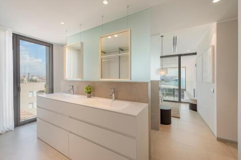Bathroom (2)