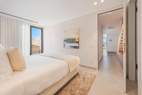 Bedroom (4)