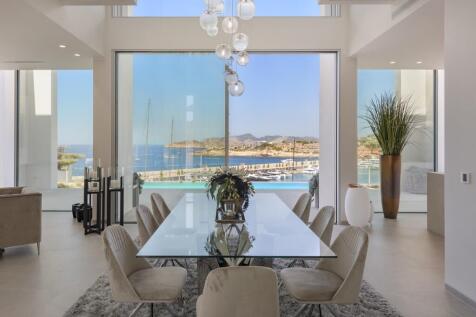 Dining (2)