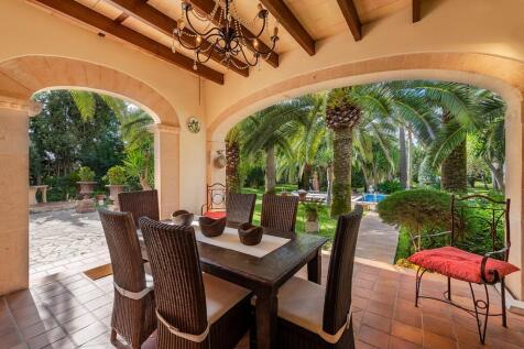Covered Terrace (1)