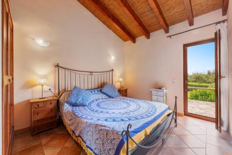 Bedroom (4)