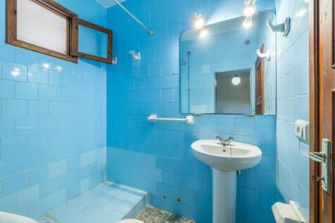 Bathroom (2)