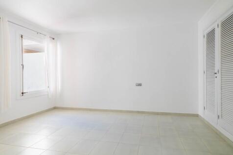 room (3)