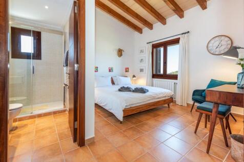 Bedroom (2)