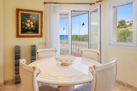 Dining (3)