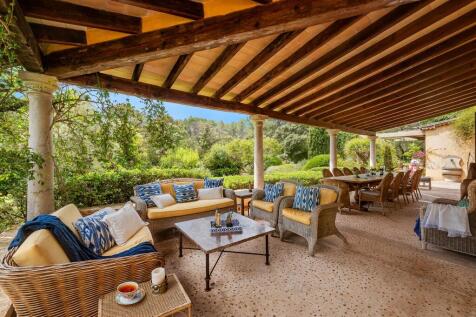 Covered Terrace (2)