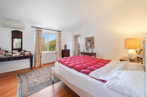 Bedroom (1)