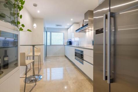 Kitchen (1)