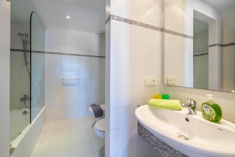 Bathroom (1)