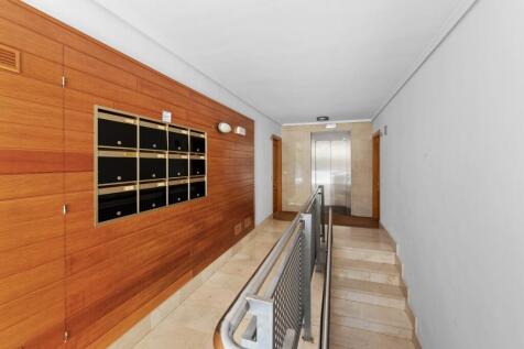 Foyer - Lift