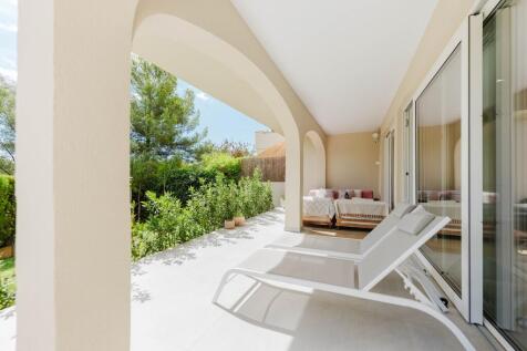 Covered Terrace (3)
