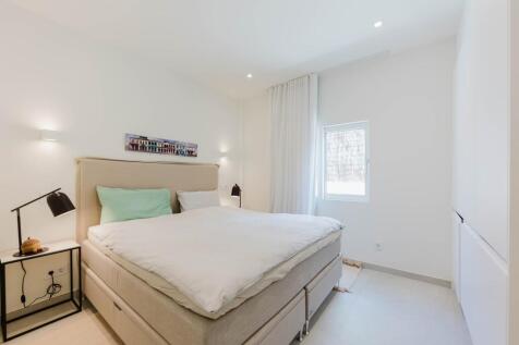 Bedroom (5)
