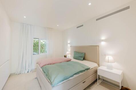 Bedroom (1)
