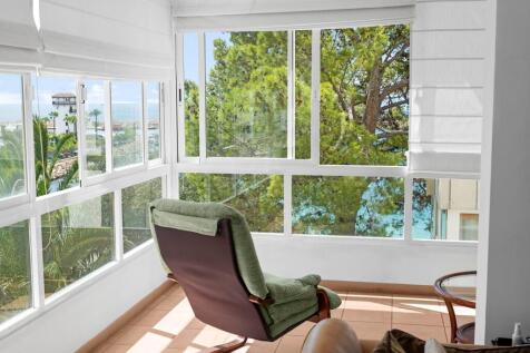 living room (1)