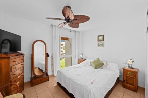 bedroom (2)