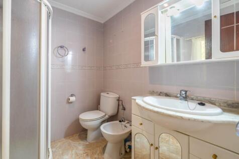 Bathroom (2)