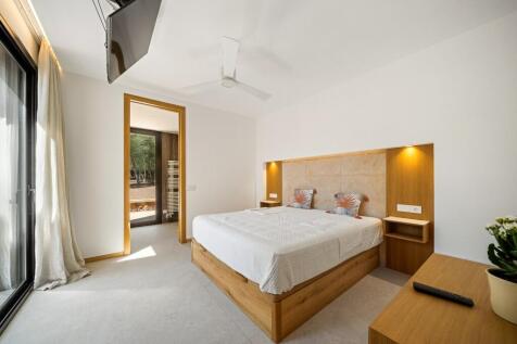 Bedroom (3)