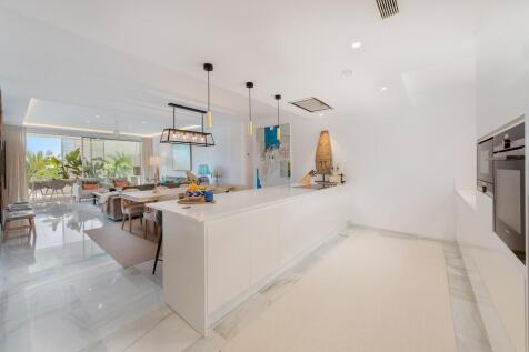 Kitchen (2)