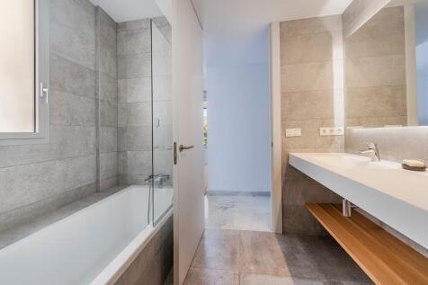 Bathroom (2)