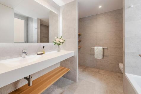 Bathroom (3)