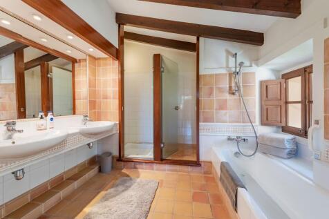 Bathroom (2)