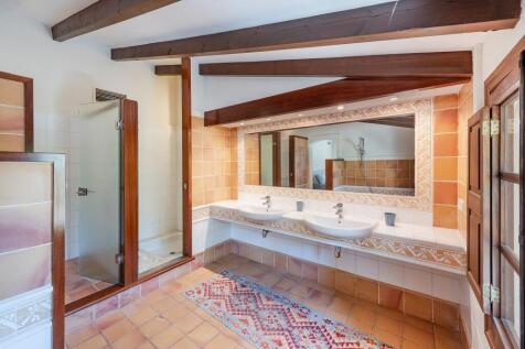 Bathroom (1)