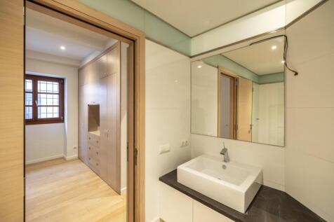 Bathroom (2)