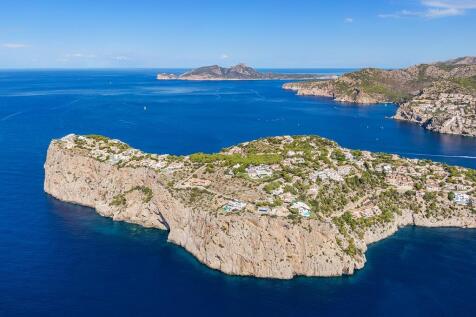 La Mola &amp; Sa Dragone