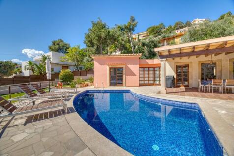 Exterior and Pool (3