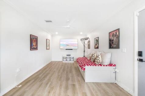 5th Bedroom/Office