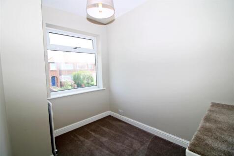 Bedroom 3.JPG